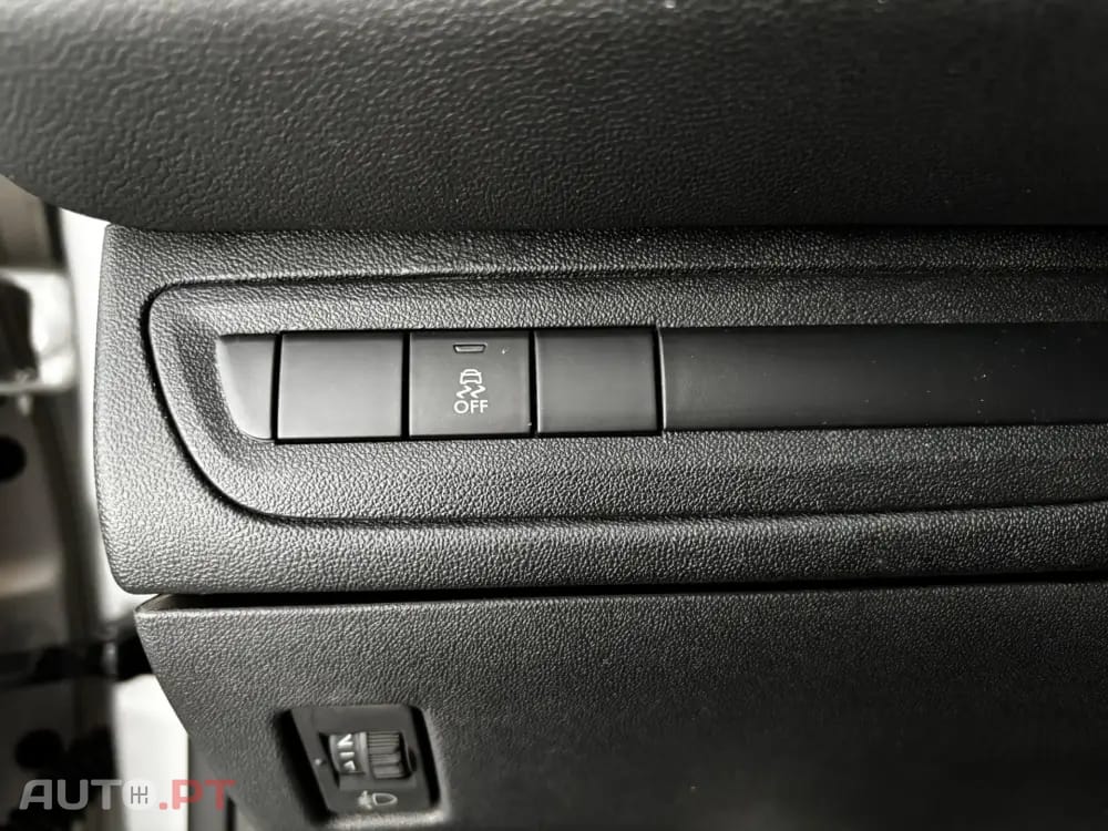Peugeot 208 1.2 VTi Access