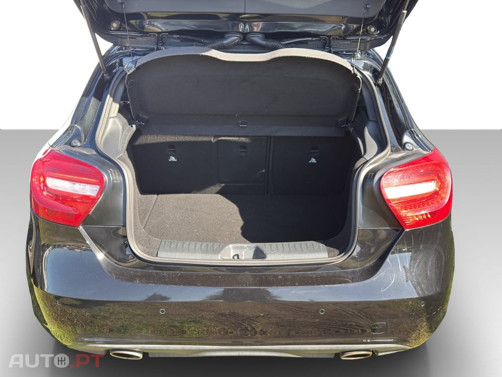 Mercedes-Benz A 180 7G-DCT Urban