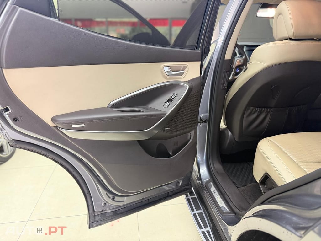 Hyundai Santa Fe 2.2 CRDi Premium 4WD Aut.