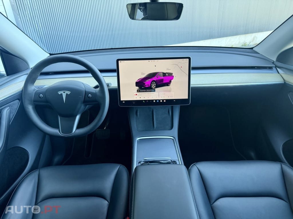 Tesla Model Y RWD