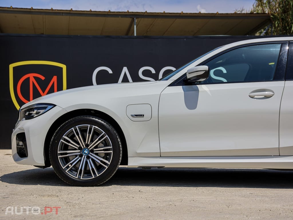 BMW 330 e Aut.