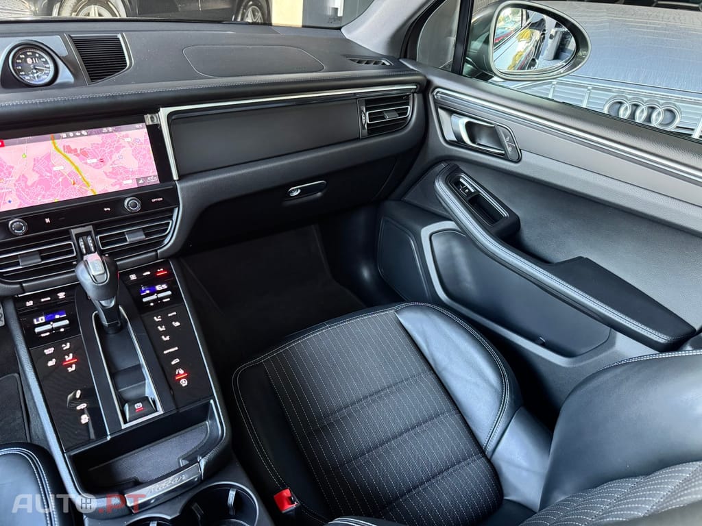 Porsche Macan T