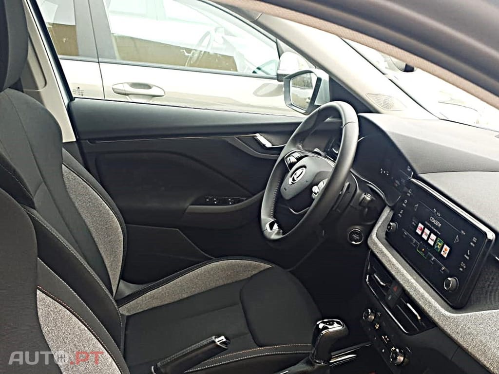 Skoda Kamiq 1.0 TSI Selection DSG