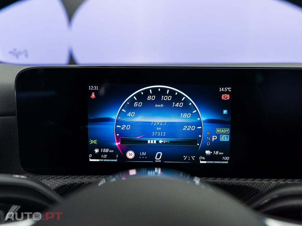 Mercedes-Benz A 250 e