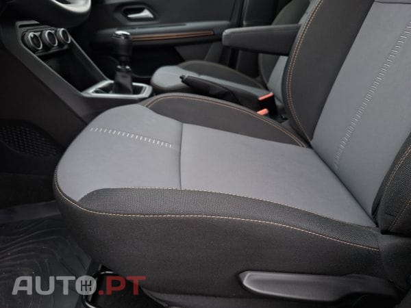 Dacia Jogger ECO-G 100 Bi-Fuel Extreme 7 lugares