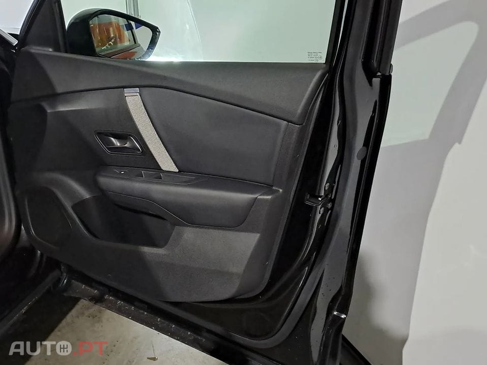 Citroen C4 1.2 PureTech Feel Pack EAT8