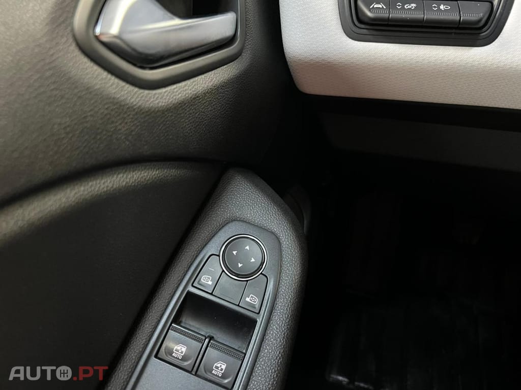 Renault Clio TCe 90 Limited
