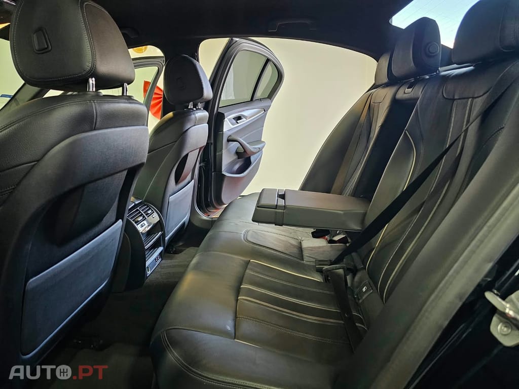 BMW 530 iPerformance Pack M