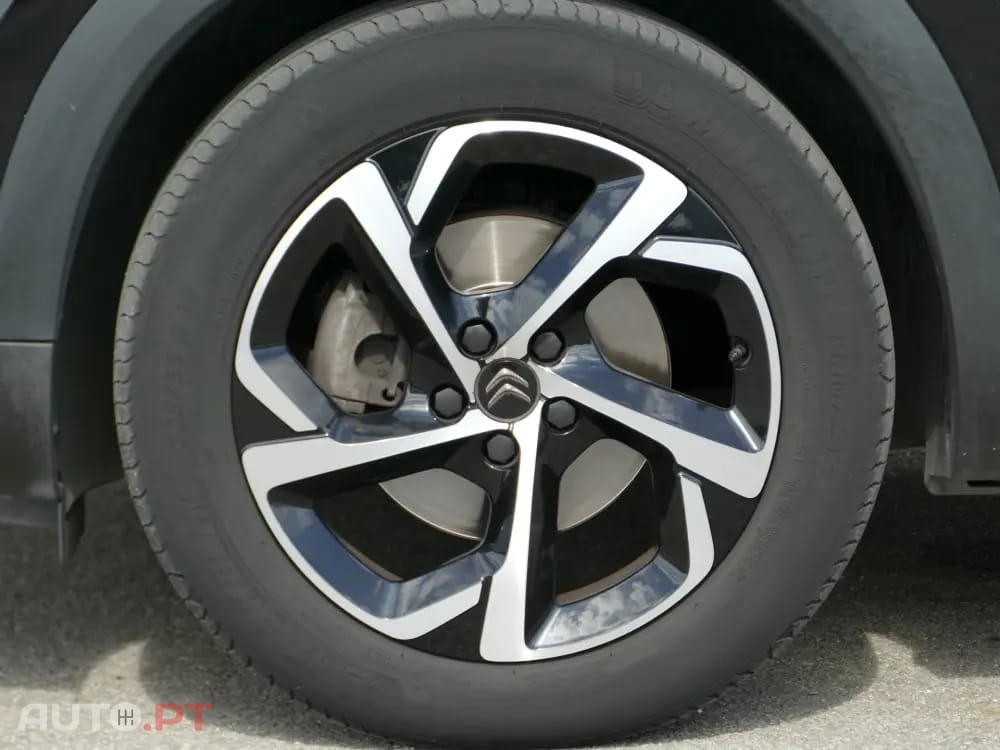 Citroen C5 Aircross 1.2 PureTech Shine EAT8