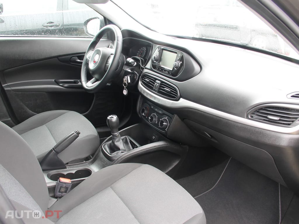Fiat Tipo 1.3 M-Jet Street
