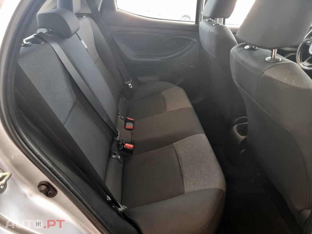 Toyota Yaris 1.0 VVT-I Comfort