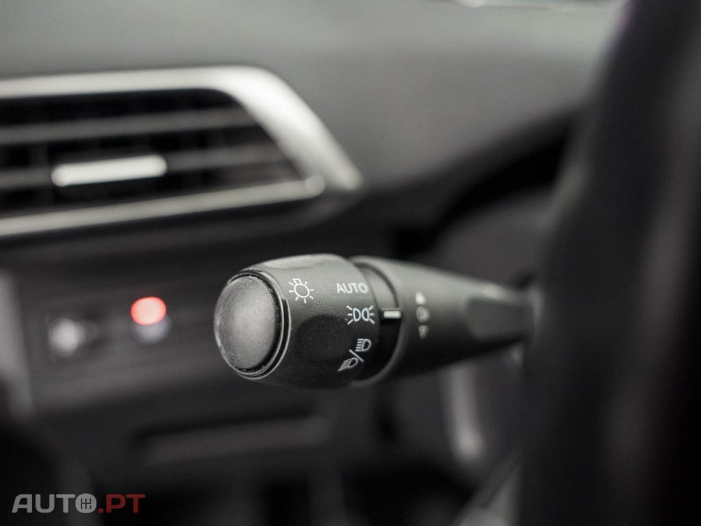 Peugeot 3008 1.5 BlueHDi Active Pack