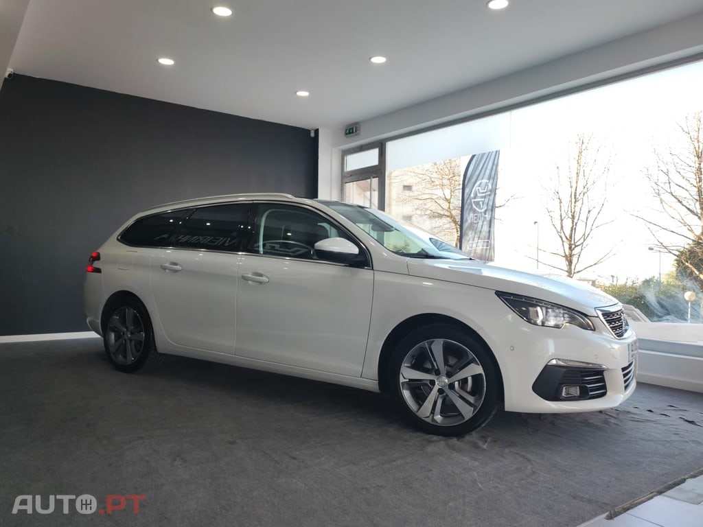 Peugeot 308 SW 1.5HDI ALLURE EAT8