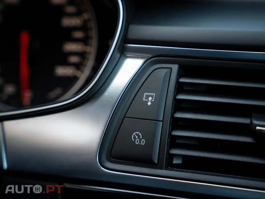 Audi A6 3.0 TDi V6 quattro S-line S tronic