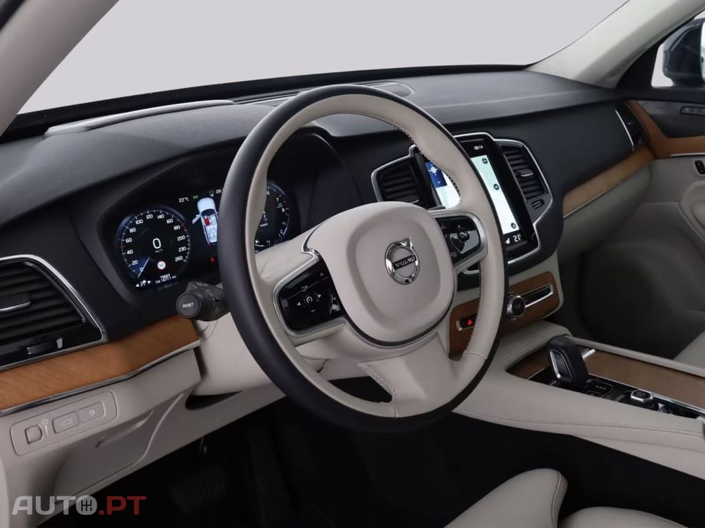 Volvo XC90  T8 AWD I.V.A DEDUTIVEL