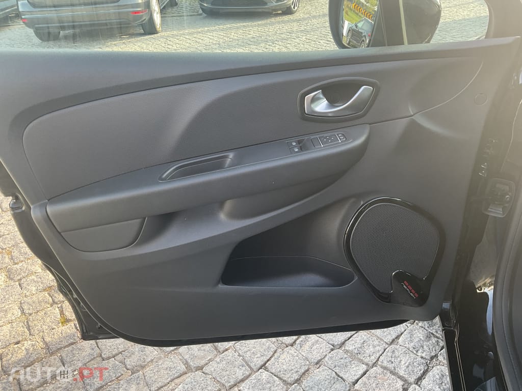 Renault Clio Sport Tourer 0.9 TCe Limited
