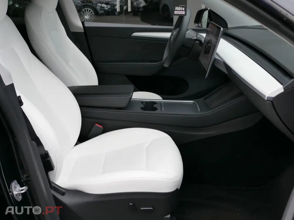 Tesla Model Y Tração Traseira