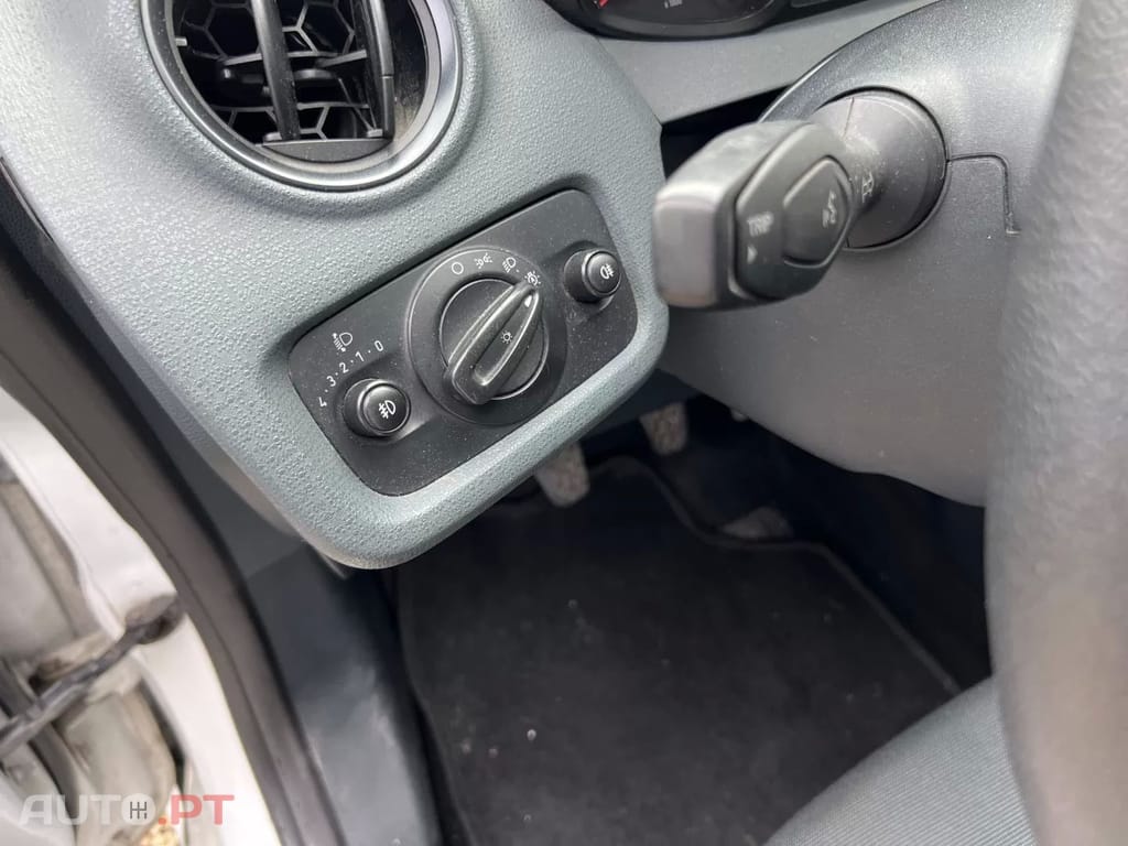 Ford Fiesta  1.4 Tdci Van