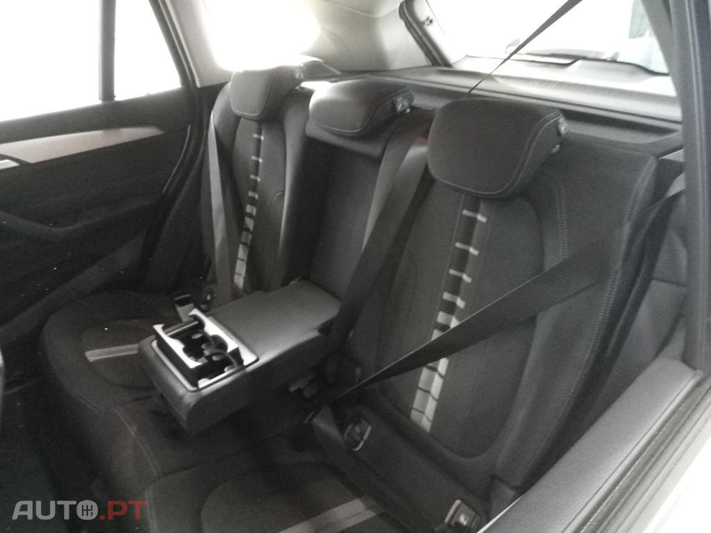 BMW X1 16 d sDrive Auto