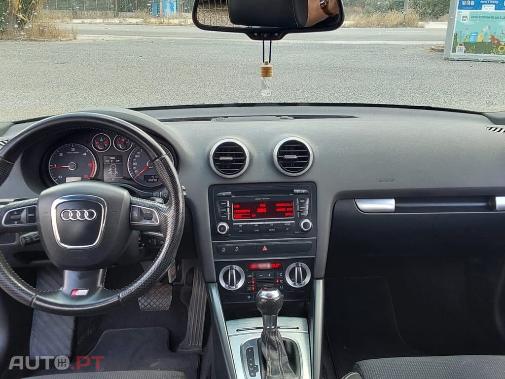 Audi A3 Sportback 2.0 TDI DPF S tronic S line Sport Pack