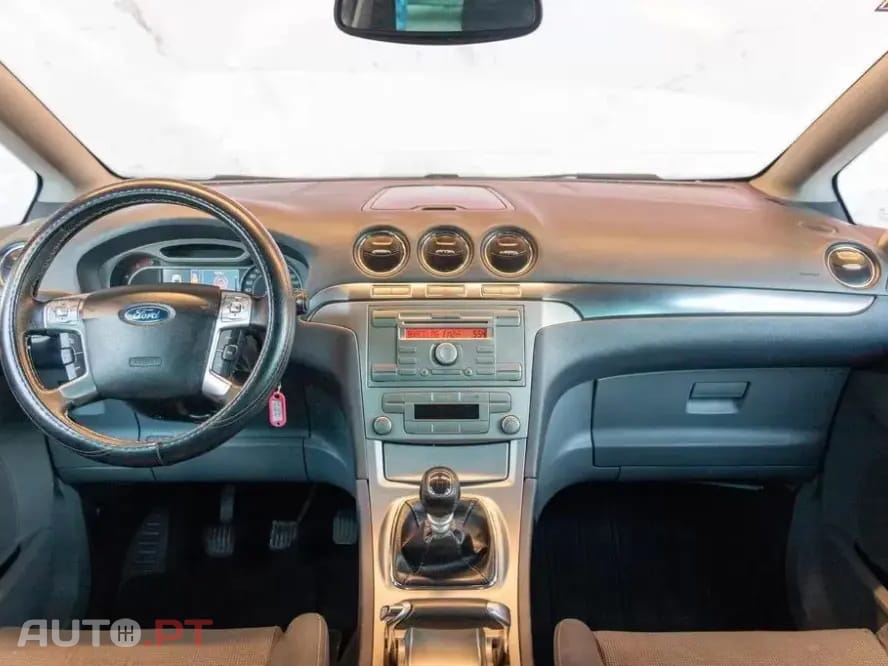 Ford S-Max 1.8 TDCi Titanium 7L