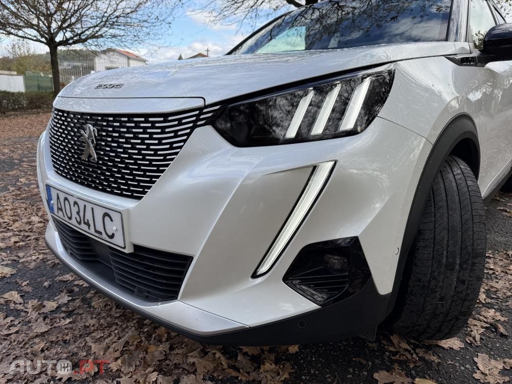 Peugeot E-2008 50 kWh GT Pack