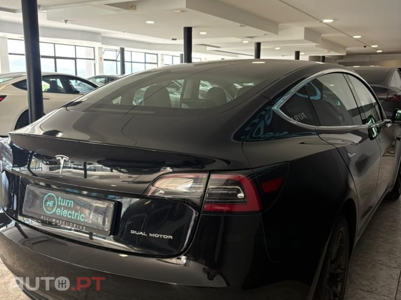 Tesla Model 3 Long Range AWD Dual Motor