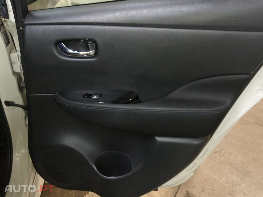 Nissan Leaf N-Connecta