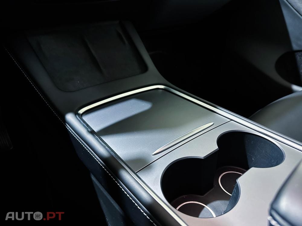Tesla Model Y Standard