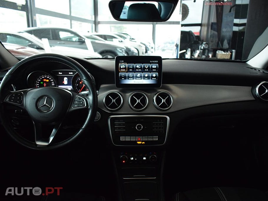 Mercedes-Benz GLA 220 d AMG Line
