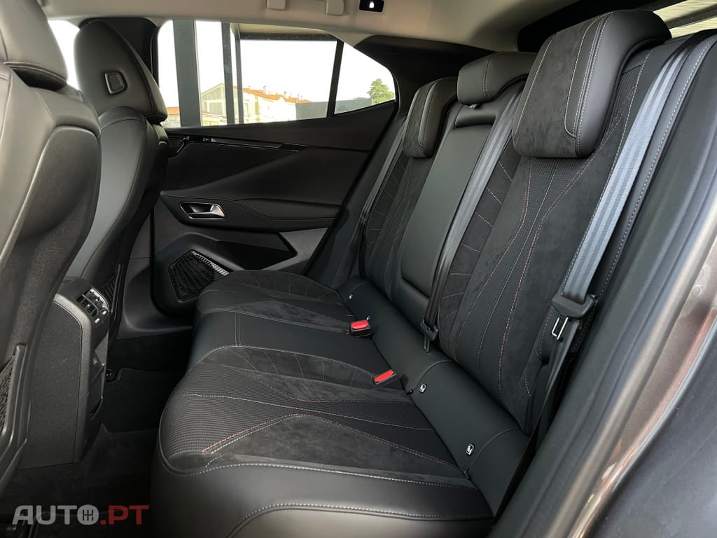 DS DS4 E-Tense Performance Line EAT8
