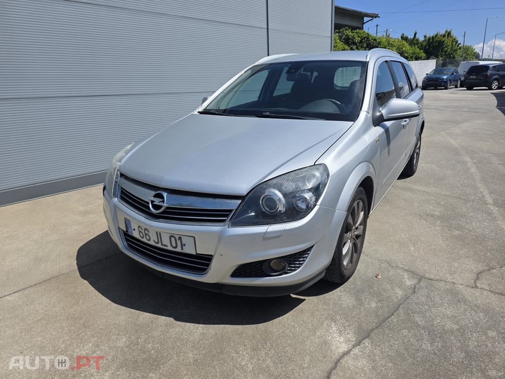 Opel Astra 1.7 CDTi Selection Business