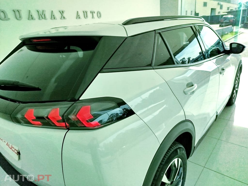 Peugeot 2008 1.5 BlueHDi Allure Pack