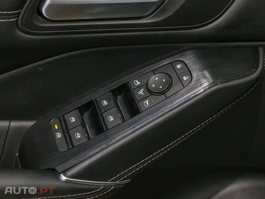 Nissan Qashqai 1.3 DIG-T N-Connecta