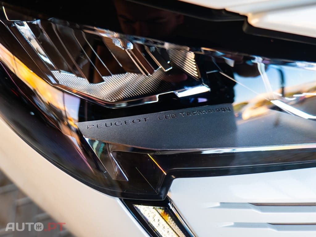 Peugeot 5008 1.2 PureTech Allure Pack EAT8