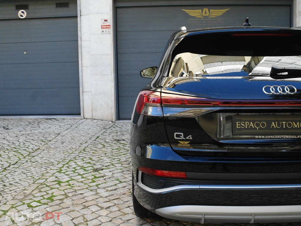 Audi Q4 E-Tron 45 82 kWh SE Business