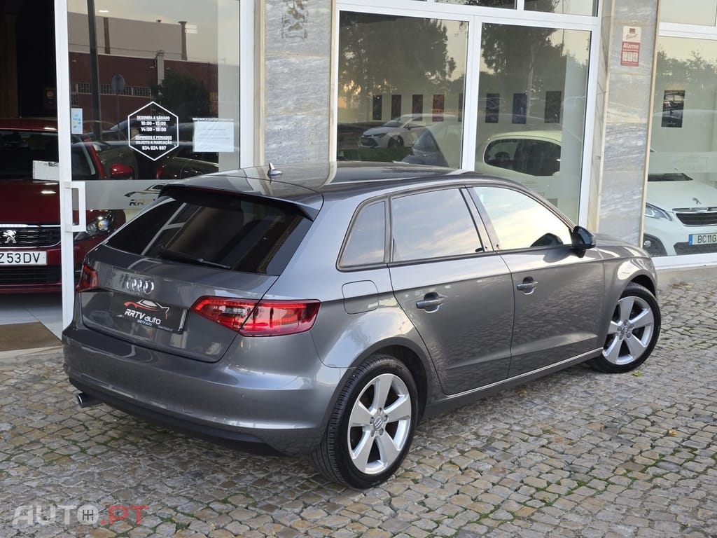 Audi A3 Sportback 1.6 TDI Attraction Ultra