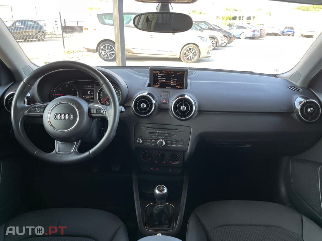 Audi A1 1.6 TDI S-line