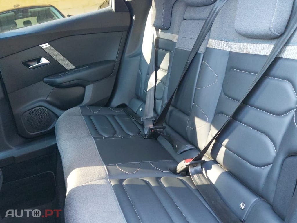 Citroen e-C4 50 kWh Shine