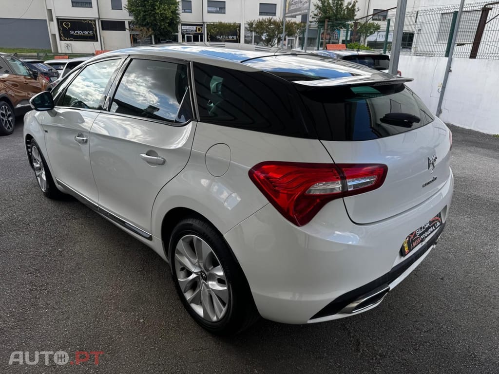 Citroen DS5 2.0 HDi Hybrid4 So Chic CMP6