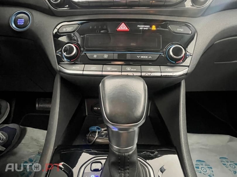 Hyundai Ioniq 1.6 GDI HEV Hybrid Tech