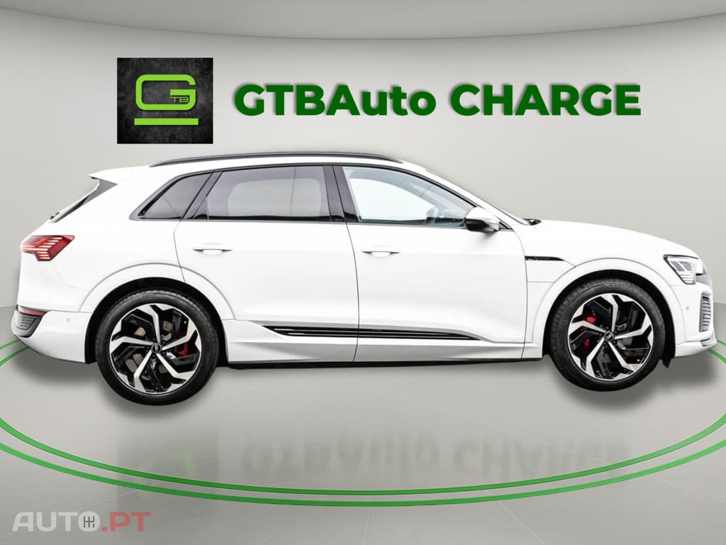 Audi Q8 E-Tron 55 S LINE BLACK I.V.A DEDUTIVEL 
