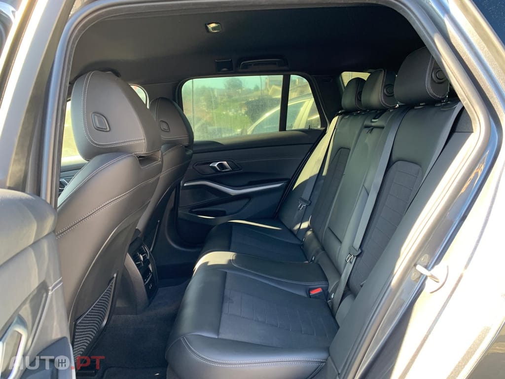 BMW 320 e Touring Line Luxury Auto