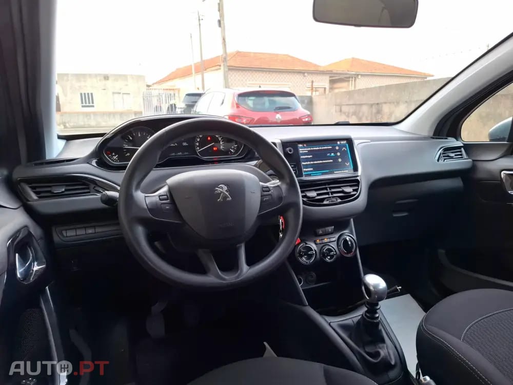 Peugeot 208 1.5 BlueHDi Active