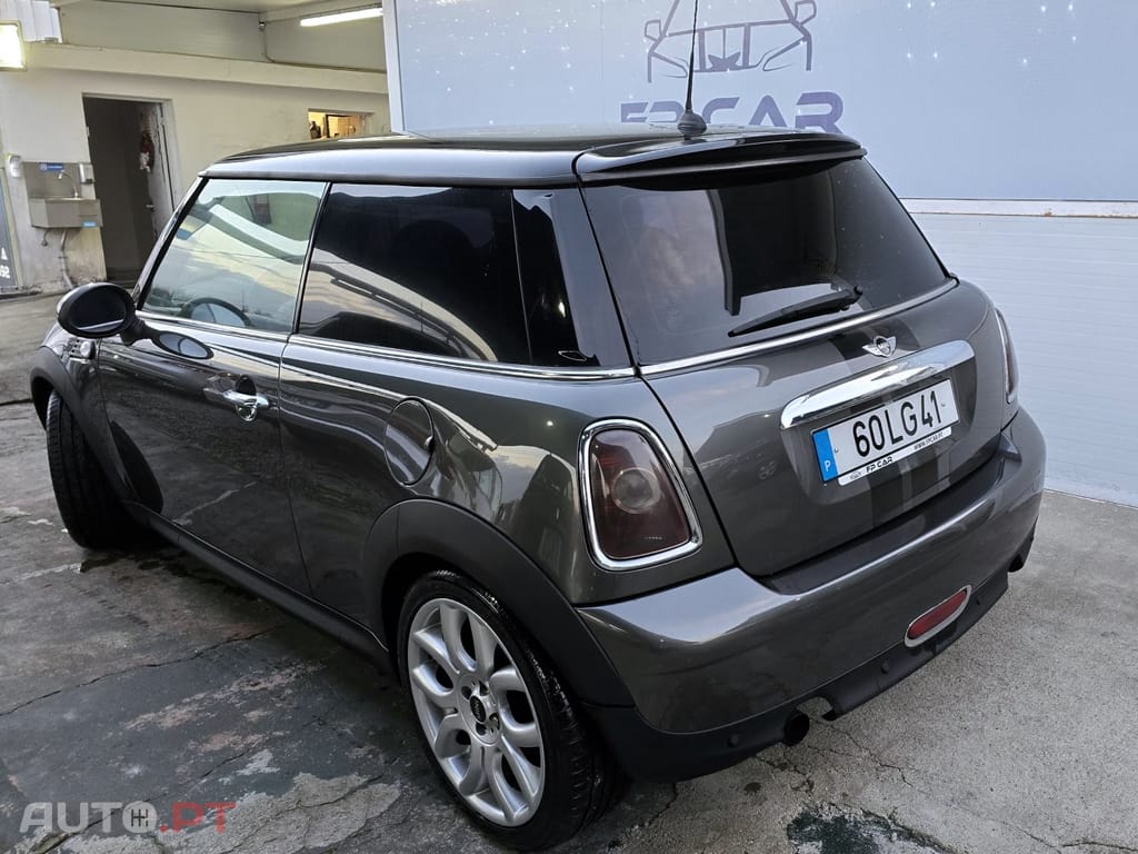 MINI Cooper 1.6 Cooper D