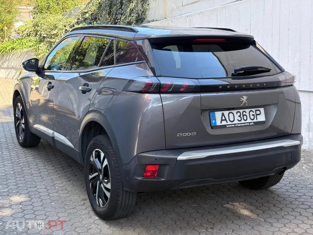 Peugeot 2008 1.2 PureTech Allure