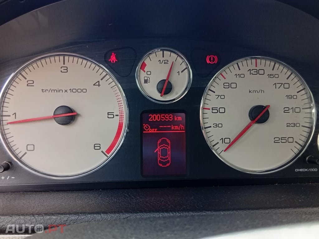 Peugeot 407 SW 407 SW Diesel 1.6 HDi Navteq Gasóleo