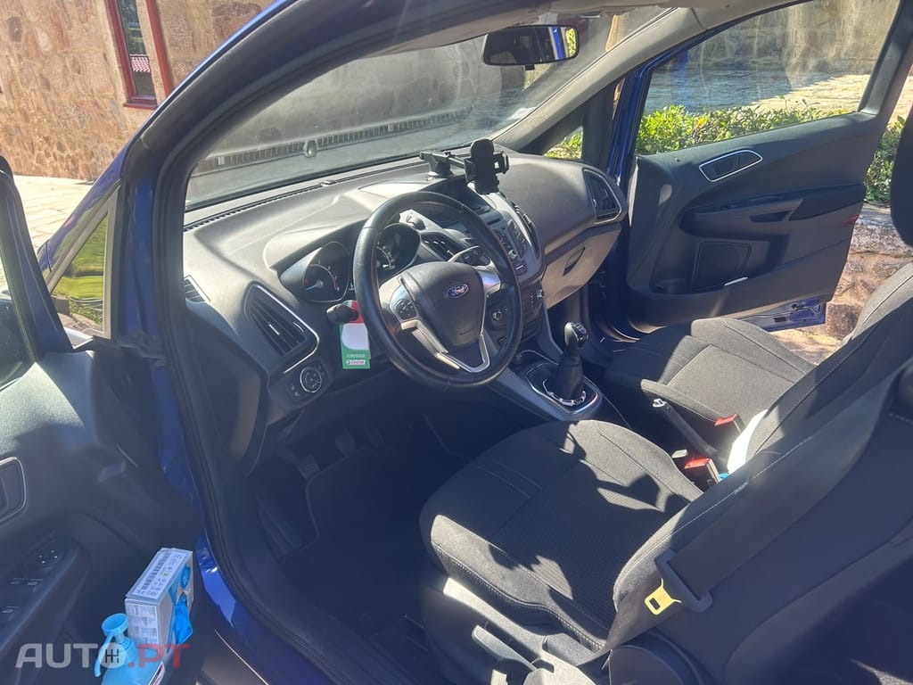 Ford B-Max 1.0 ECOBOST — fotografia 8