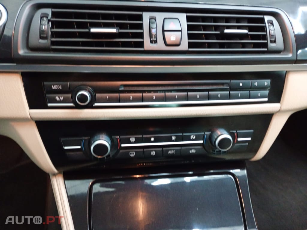 BMW 520 d xDrive Line Luxury Auto