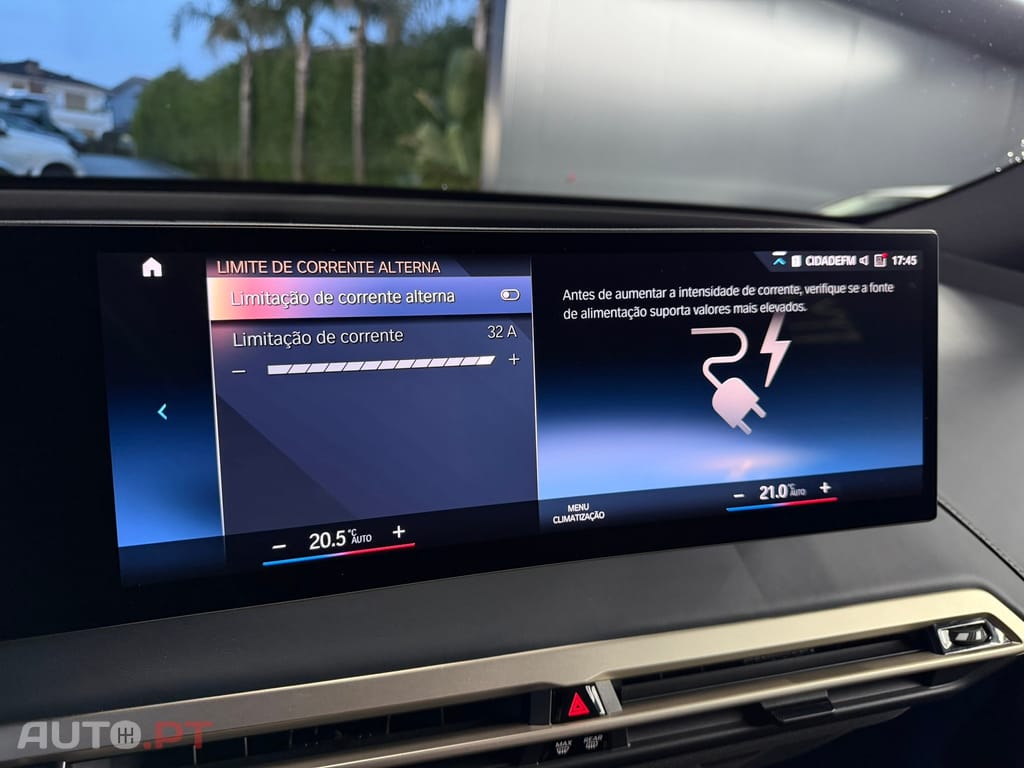 BMW iX xDrive 40 Pack Desportivo